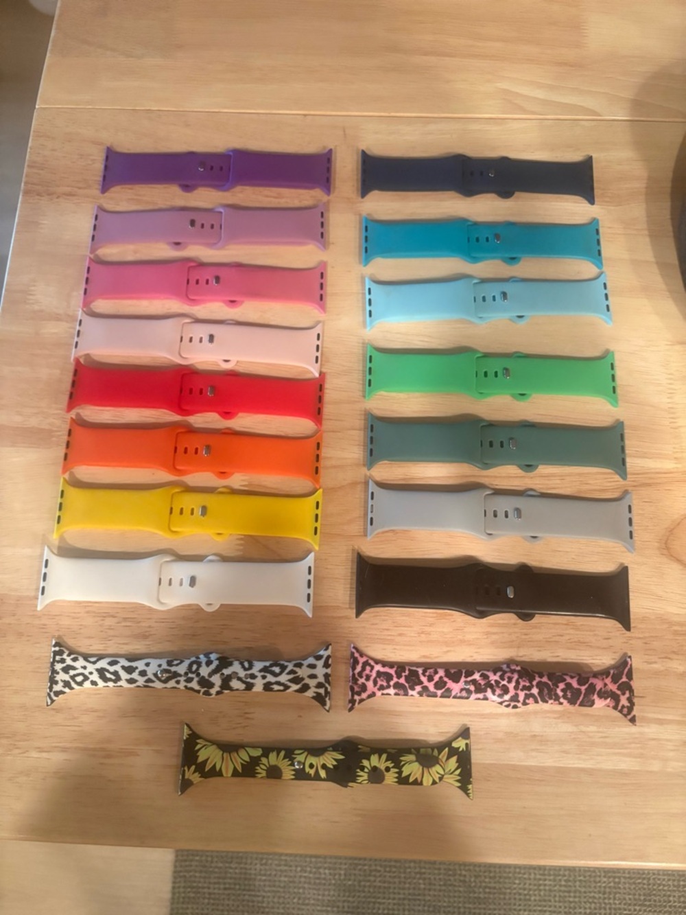 18 Silicone Apple Watch Bands Assorted Colors. Fits 42mm 44mm 45mm 49mm-1
